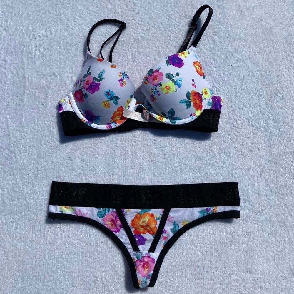 Victoria’s Secret PINK Wear Everywhere Padded Push Up Bra 32A with xs panty